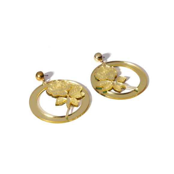 Unique Design//Roses Hoop Drop Earrings Gold - Picture 3 of 6